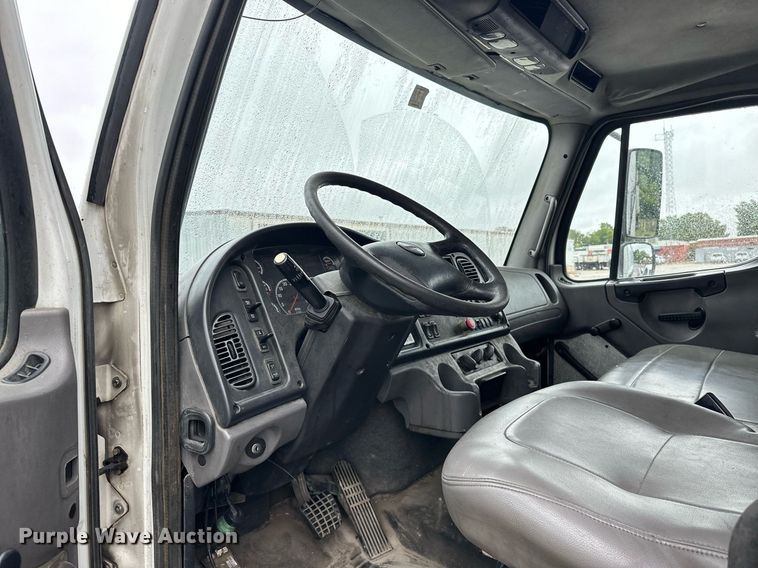 image for item EK0023 2012 Freightliner Business Class M2 refuse truck