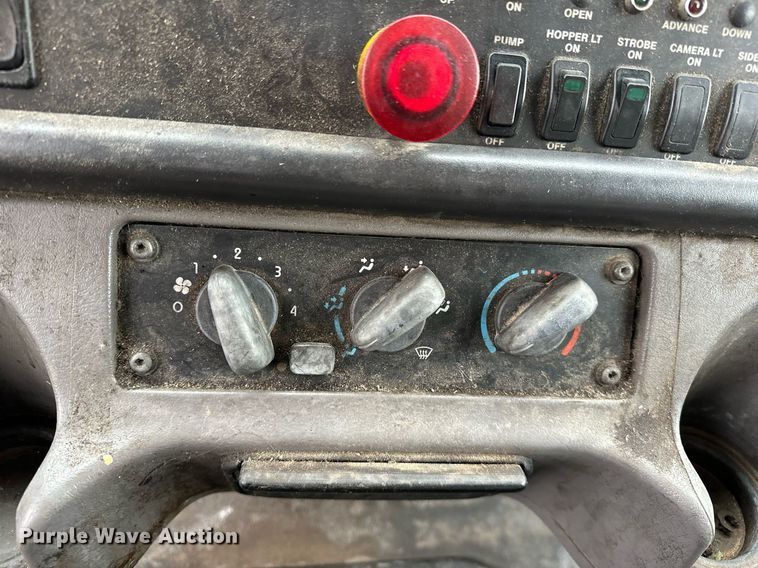 image for item EK0023 2012 Freightliner Business Class M2 refuse truck