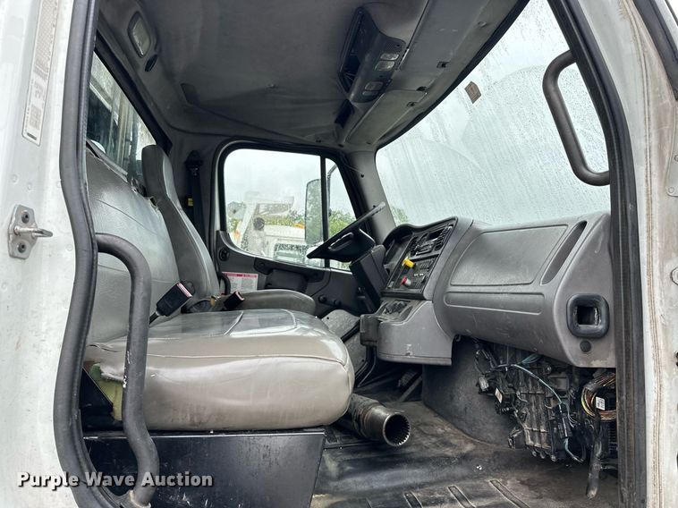 image for item EK0023 2012 Freightliner Business Class M2 refuse truck