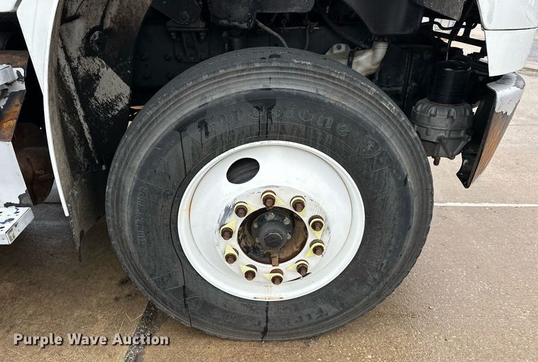 image for item EK0023 2012 Freightliner Business Class M2 refuse truck