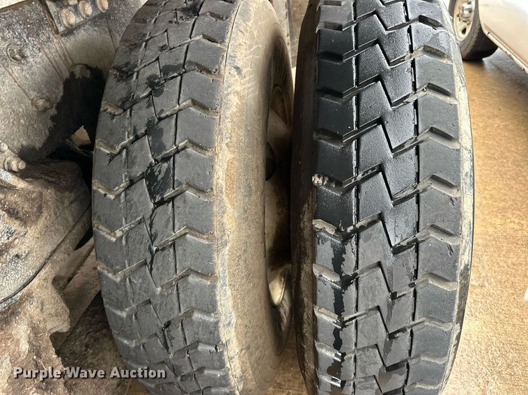 image for item EK0023 2012 Freightliner Business Class M2 refuse truck