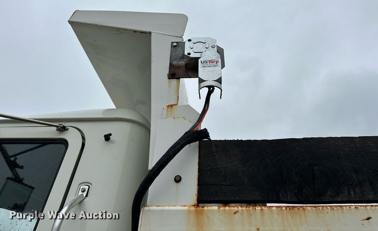 image for item EK0024 2016 Mack Granite GU433 dump truck