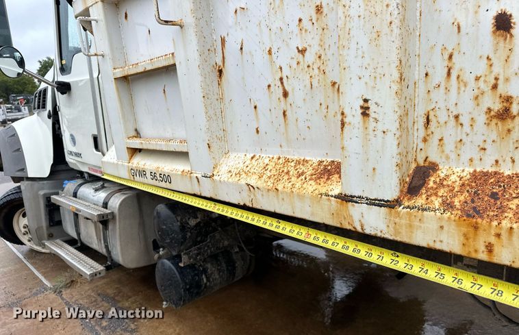 image for item EK0024 2016 Mack Granite GU433 dump truck