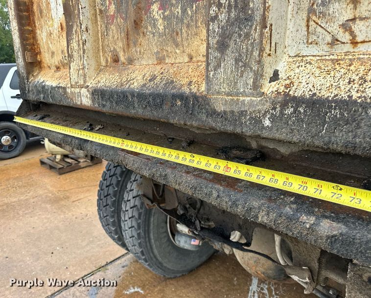 image for item EK0024 2016 Mack Granite GU433 dump truck