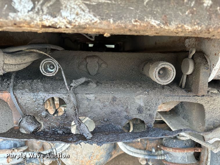 image for item EK0024 2016 Mack Granite GU433 dump truck