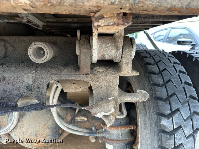 image for item EK0024 2016 Mack Granite GU433 dump truck