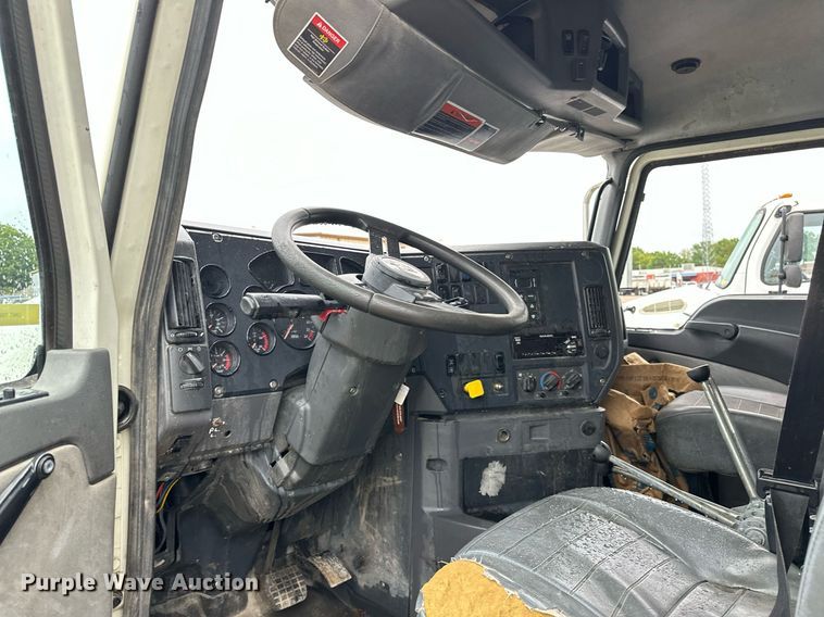 image for item EK0024 2016 Mack Granite GU433 dump truck