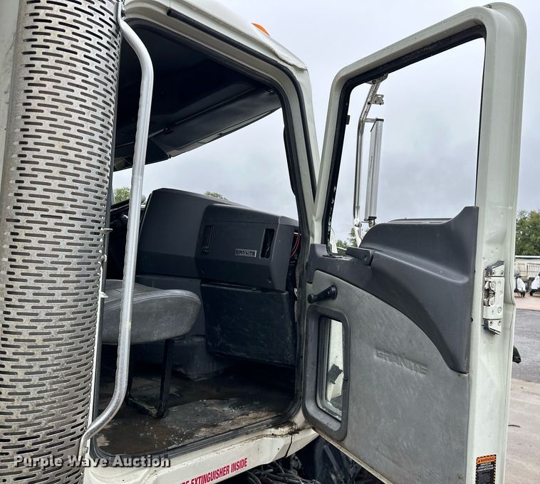 image for item EK0024 2016 Mack Granite GU433 dump truck