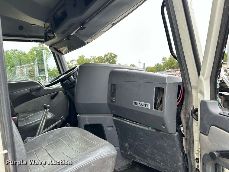 image for item EK0024 2016 Mack Granite GU433 dump truck