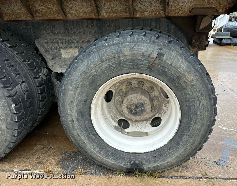 image for item EK0024 2016 Mack Granite GU433 dump truck