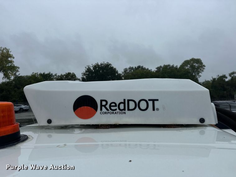 image for item EK0031 1996 International  4700 4X2 utility / service truck