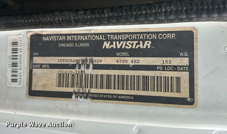 image for item EK0031 1996 International  4700 4X2 utility / service truck