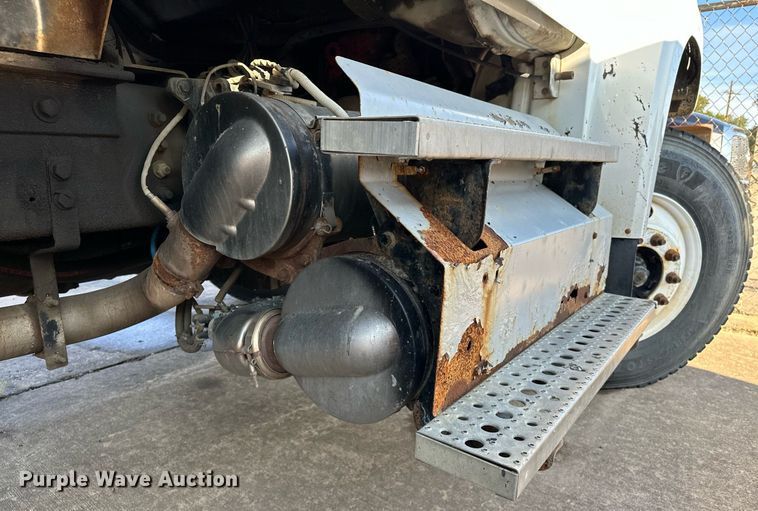 image for item EK0036 2011 Freightliner Business Class M2  dump truck