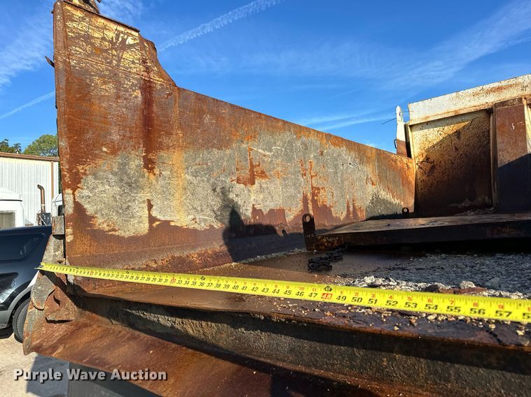 image for item EK0036 2011 Freightliner Business Class M2  dump truck