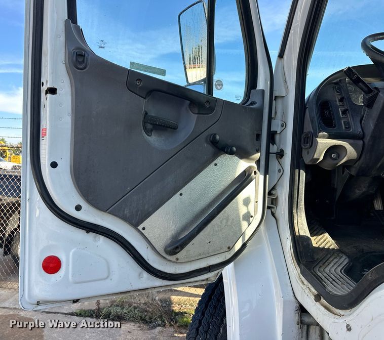 image for item EK0036 2011 Freightliner Business Class M2  dump truck