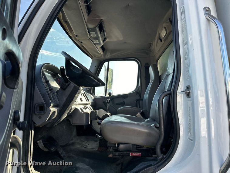 image for item EK0036 2011 Freightliner Business Class M2  dump truck