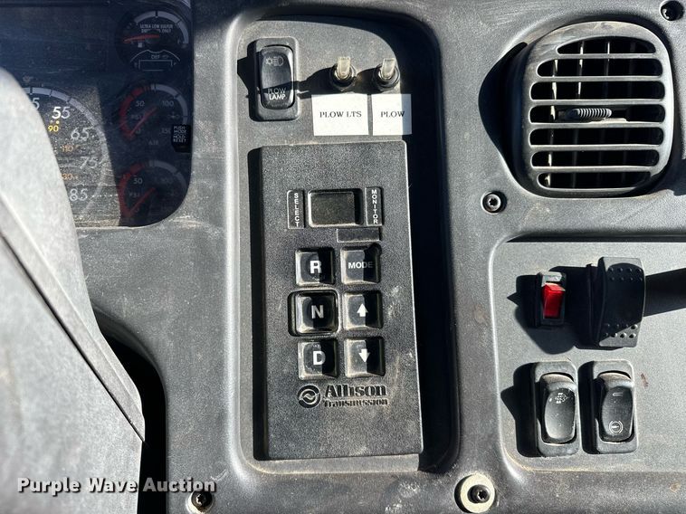 image for item EK0036 2011 Freightliner Business Class M2  dump truck