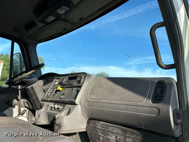 image for item EK0036 2011 Freightliner Business Class M2  dump truck