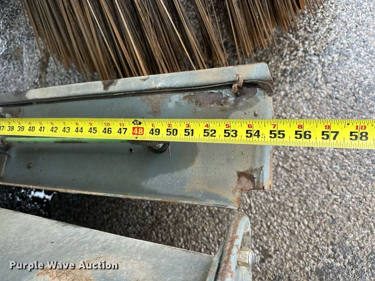 image for item EK0038 2016 AutoCar ACMD XPERT street sweeper truck