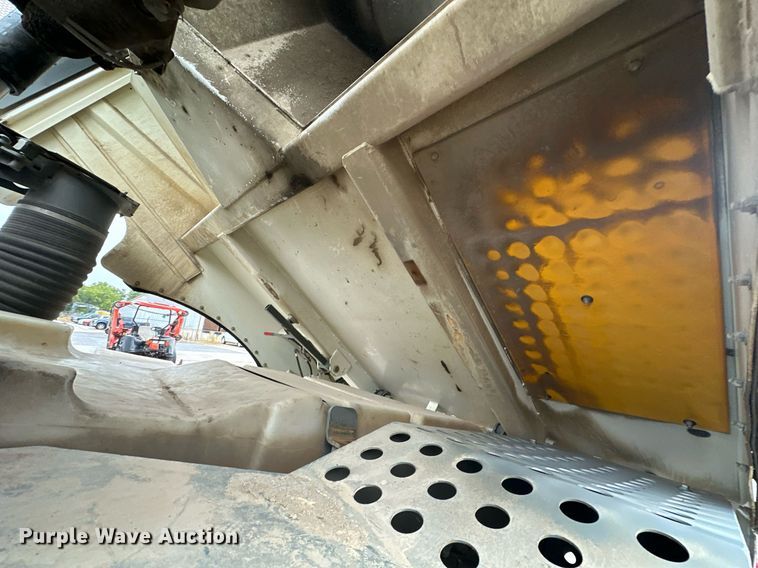 image for item EK0038 2016 AutoCar ACMD XPERT street sweeper truck