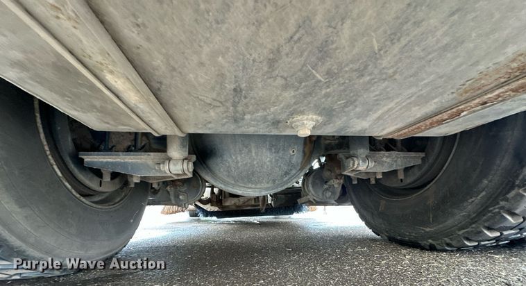 image for item EK0038 2016 AutoCar ACMD XPERT street sweeper truck