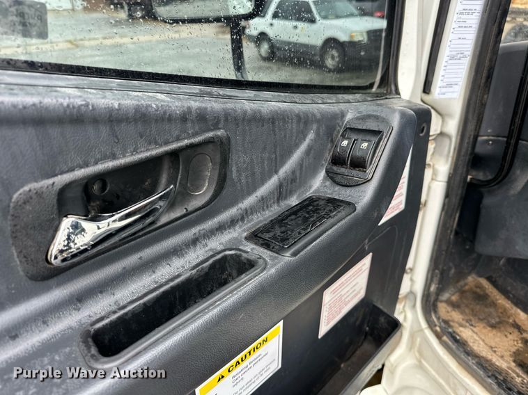 image for item EK0038 2016 AutoCar ACMD XPERT street sweeper truck