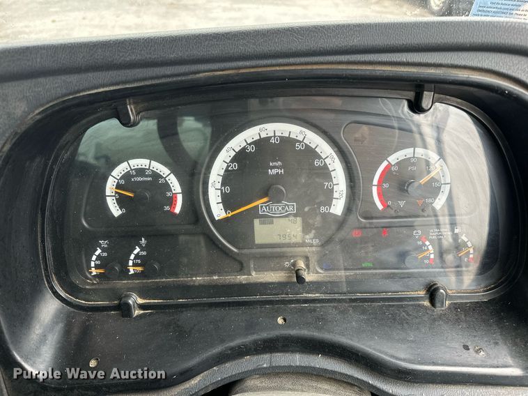 image for item EK0038 2016 AutoCar ACMD XPERT street sweeper truck