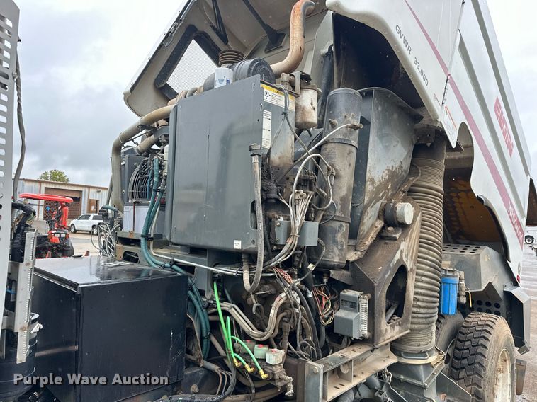 image for item EK0038 2016 AutoCar ACMD XPERT street sweeper truck