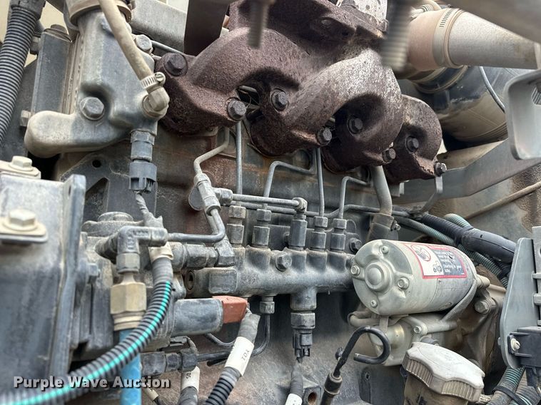 image for item EK0038 2016 AutoCar ACMD XPERT street sweeper truck