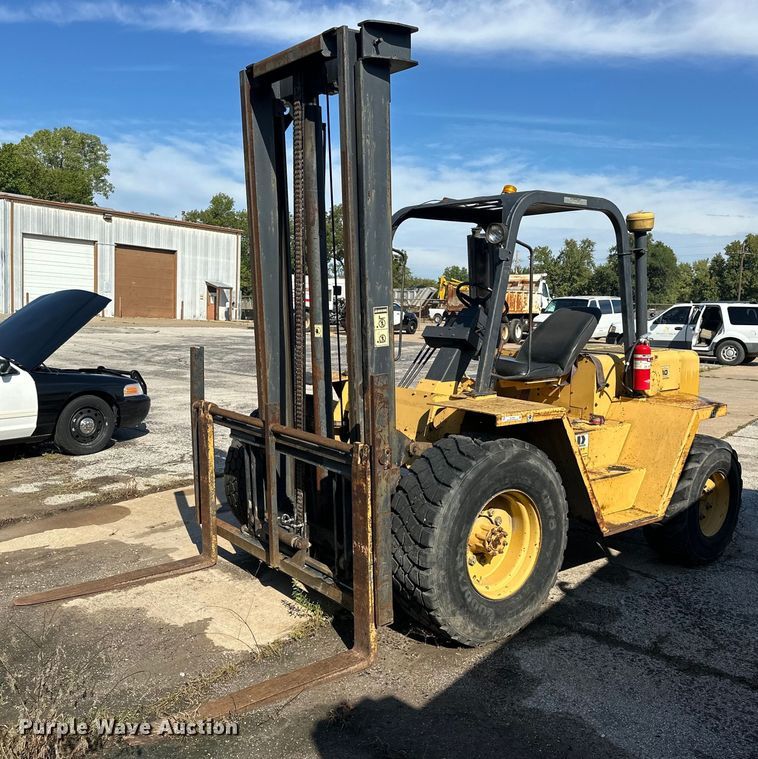 image for item EK0042 Caterpillar R80 forklift