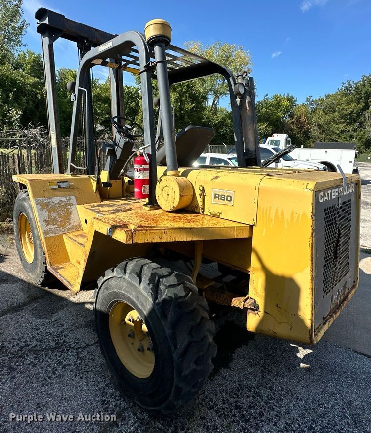 image for item EK0042 Caterpillar R80 forklift
