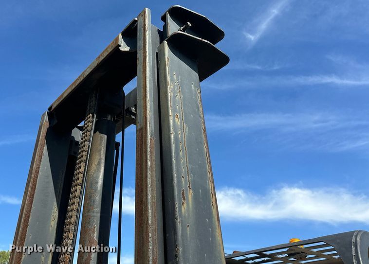 image for item EK0042 Caterpillar R80 forklift