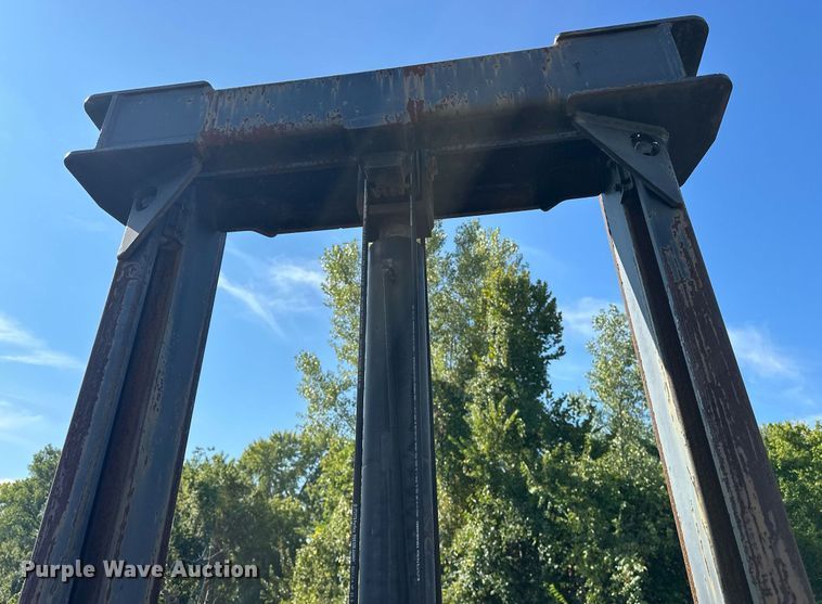 image for item EK0042 Caterpillar R80 forklift