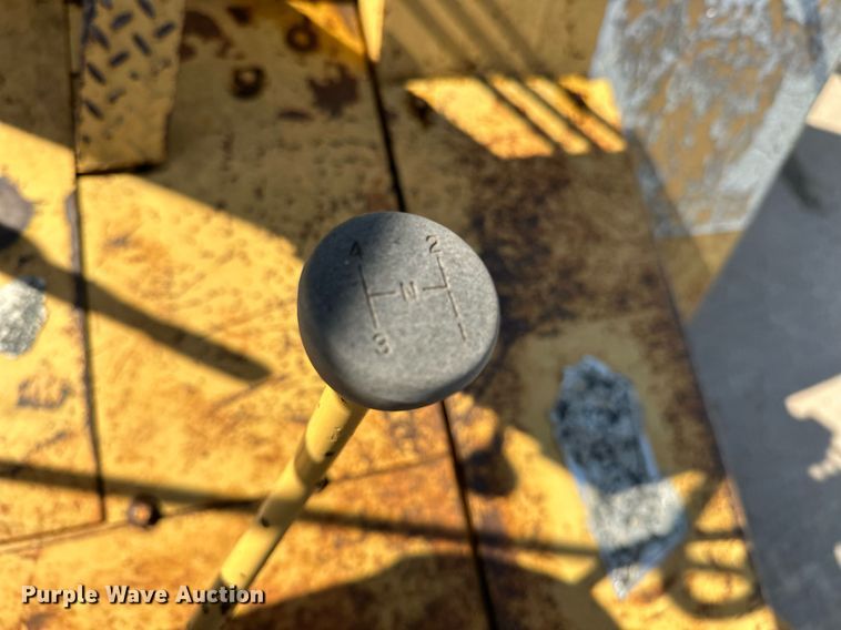 image for item EK0042 Caterpillar R80 forklift