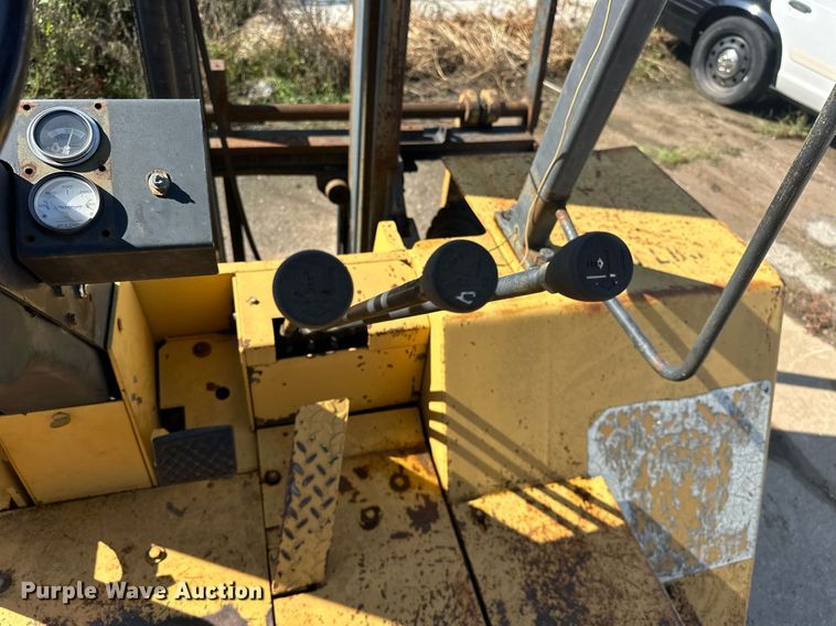 image for item EK0042 Caterpillar R80 forklift