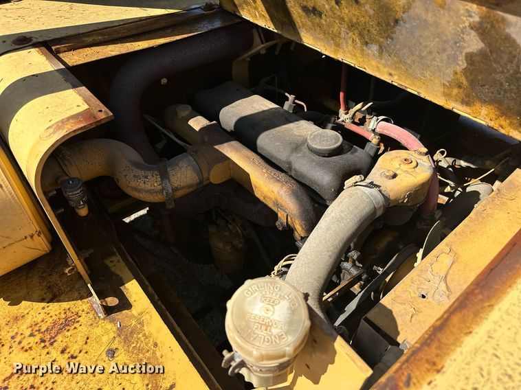 image for item EK0042 Caterpillar R80 forklift