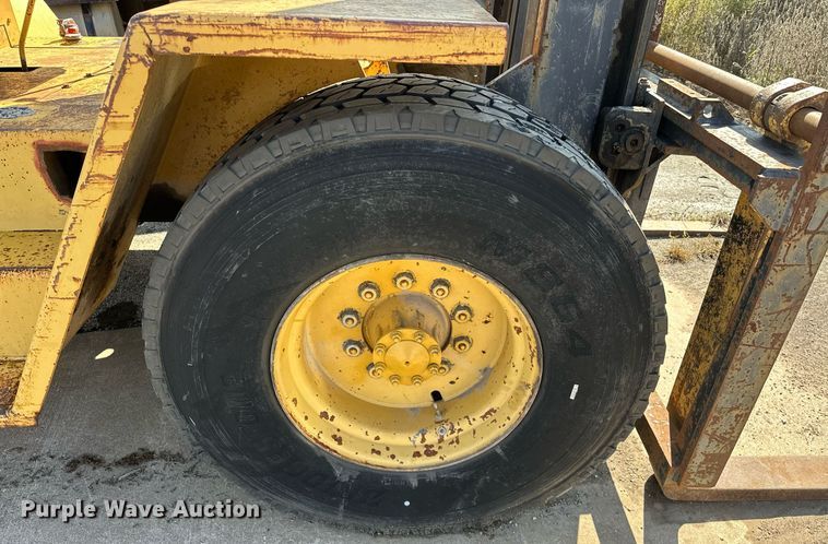 image for item EK0042 Caterpillar R80 forklift