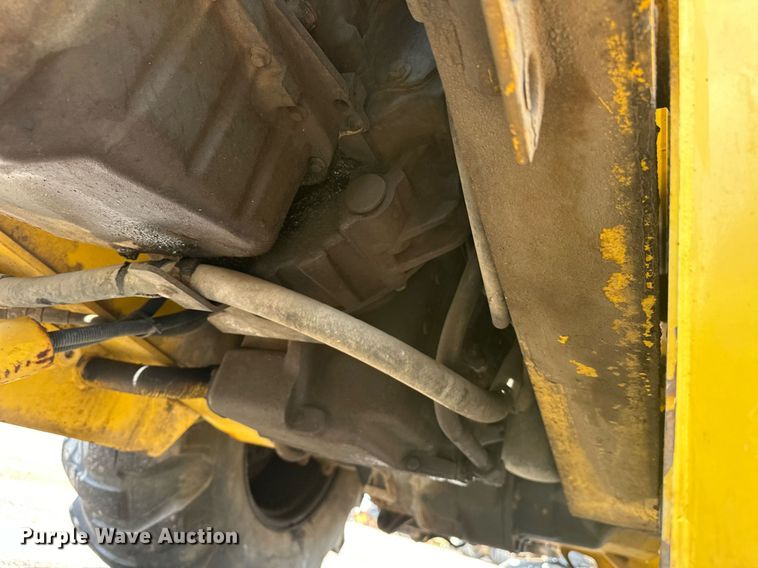 image for item EK0044 2004 New Holland LB75B backhoe