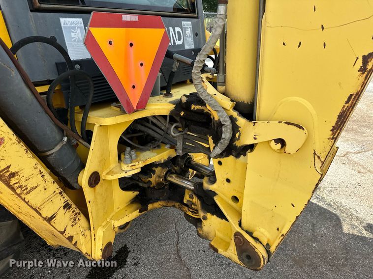 image for item EK0044 2004 New Holland LB75B backhoe