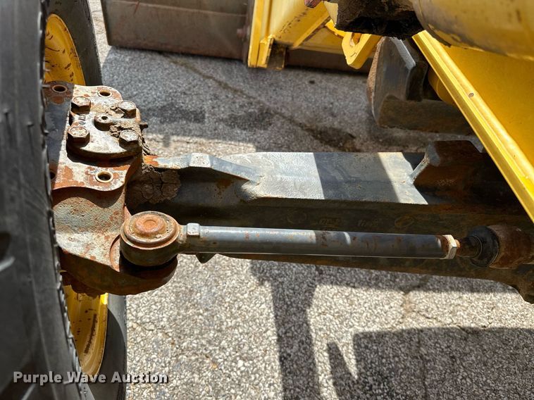 image for item EK0044 2004 New Holland LB75B backhoe