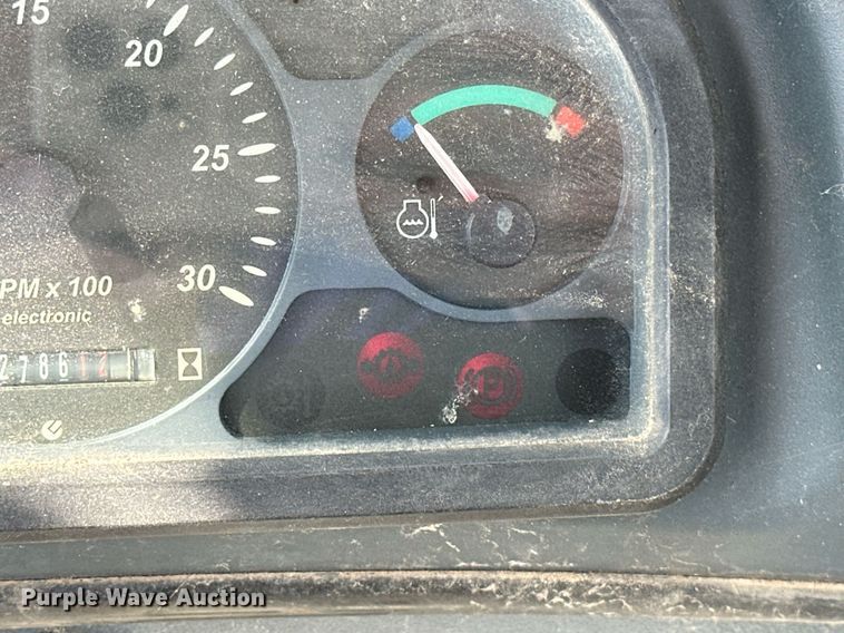 image for item EK0044 2004 New Holland LB75B backhoe