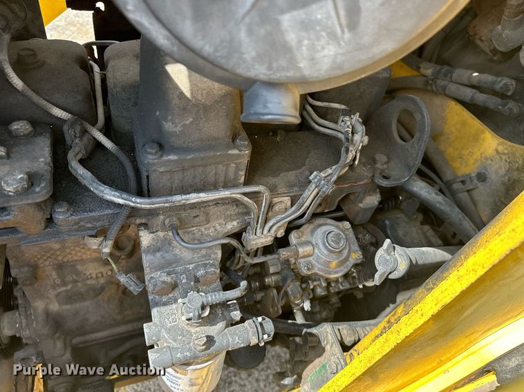 image for item EK0044 2004 New Holland LB75B backhoe