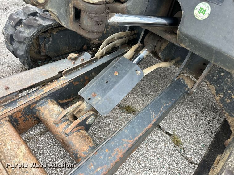 image for item EK0045 2012 Bobcat  E35 mini excavator