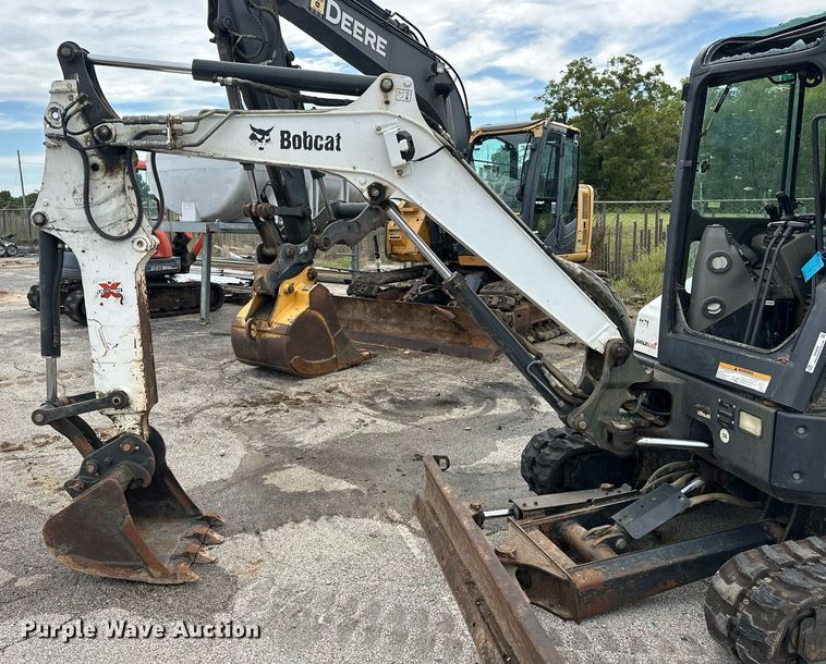 image for item EK0045 2012 Bobcat  E35 mini excavator