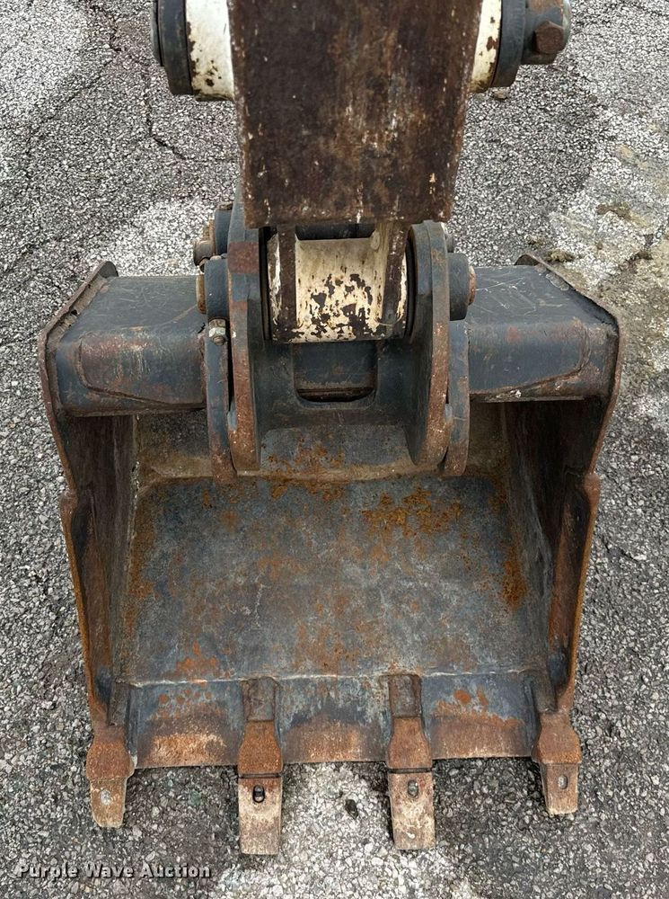 image for item EK0045 2012 Bobcat  E35 mini excavator