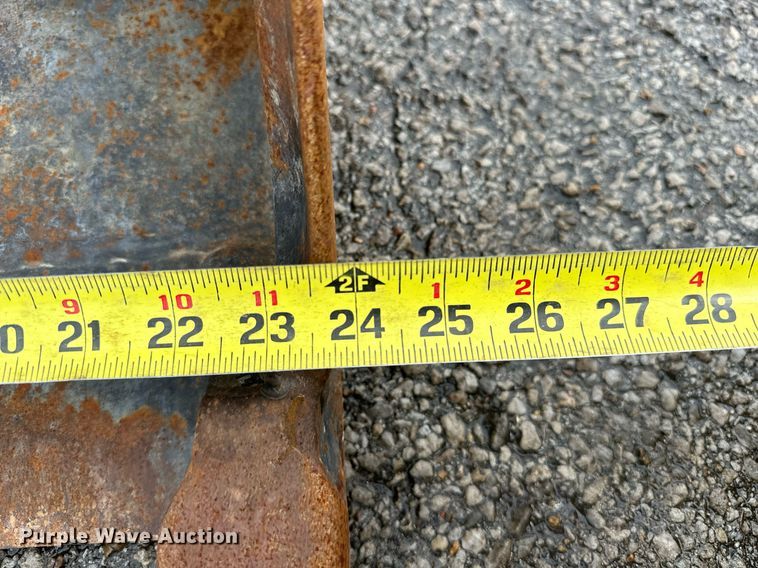 image for item EK0045 2012 Bobcat  E35 mini excavator