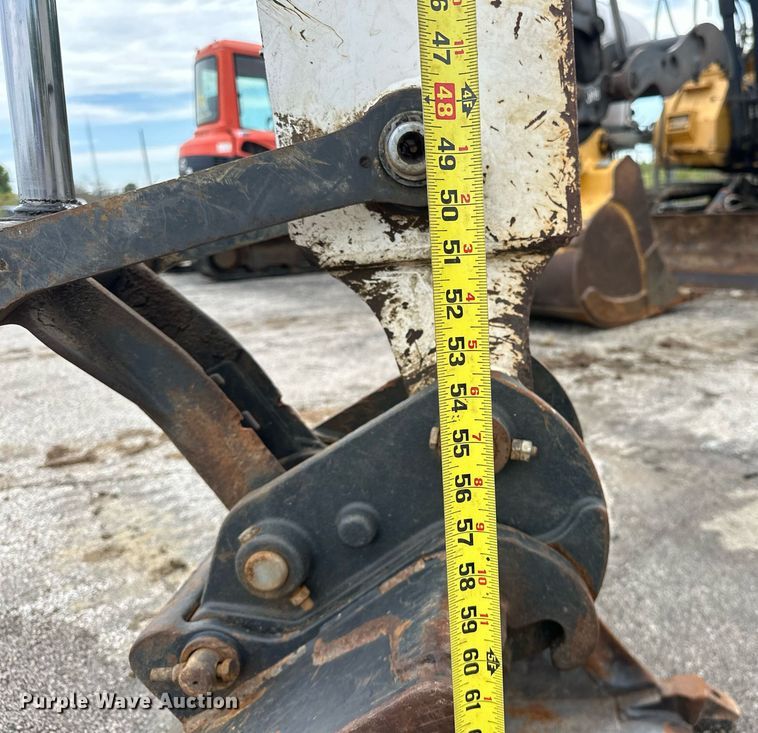 image for item EK0045 2012 Bobcat  E35 mini excavator