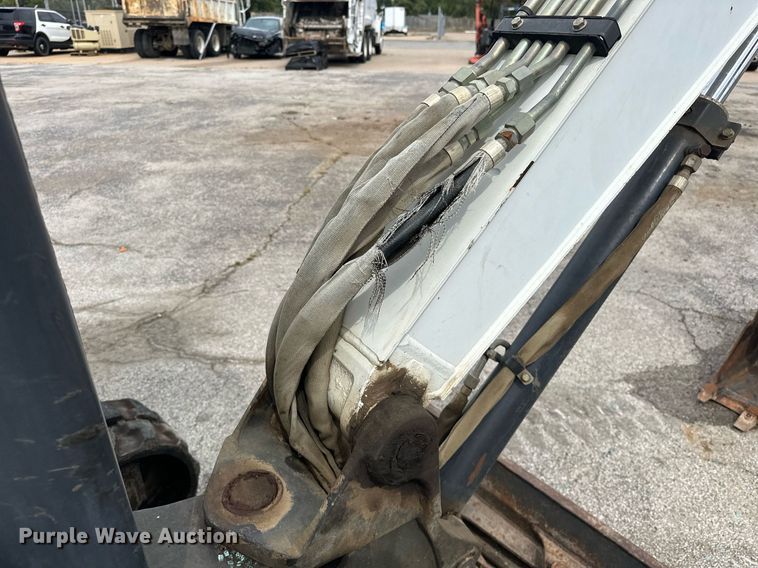 image for item EK0045 2012 Bobcat  E35 mini excavator