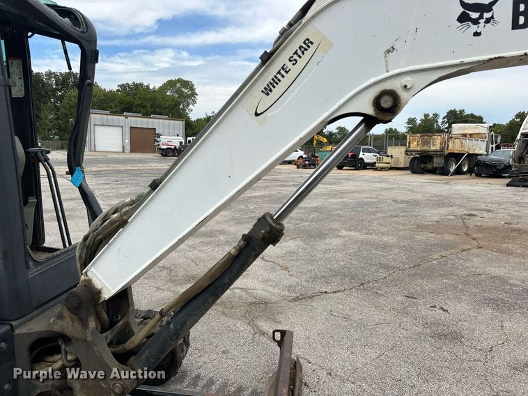 image for item EK0045 2012 Bobcat  E35 mini excavator