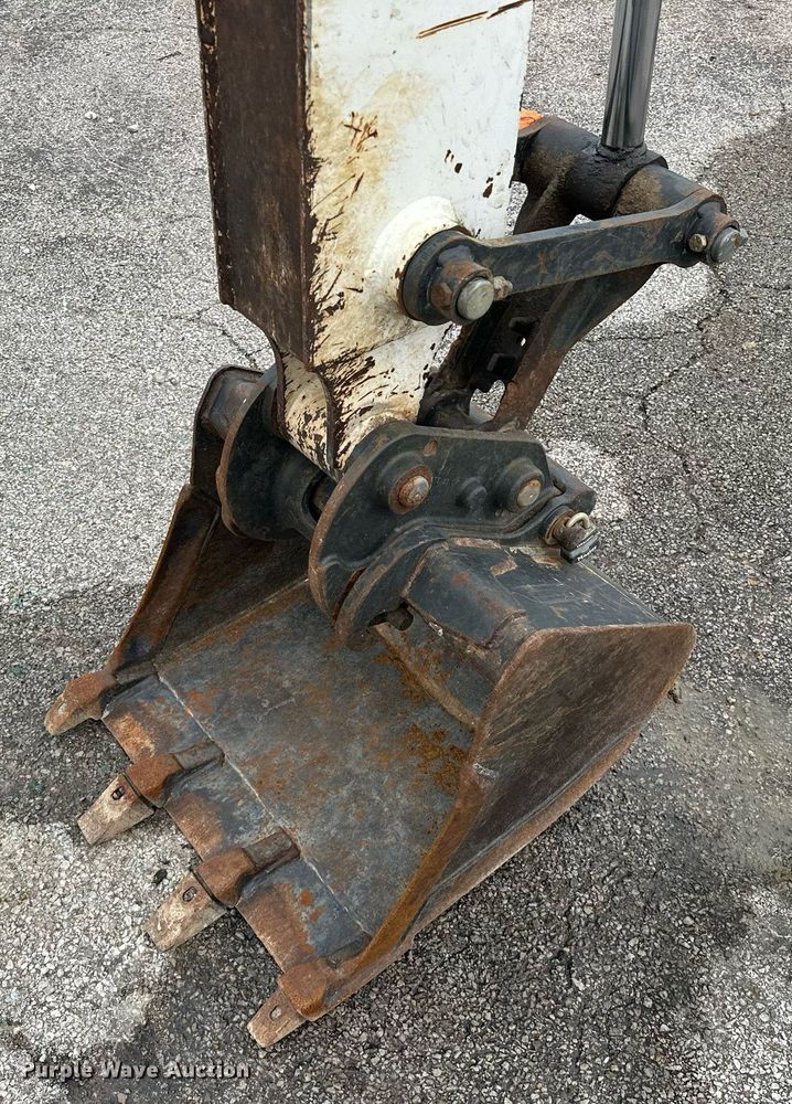 image for item EK0045 2012 Bobcat  E35 mini excavator